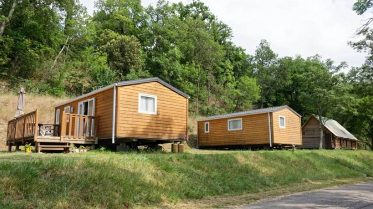Camping Les Rives Du Lac De Vinca 外观 照片